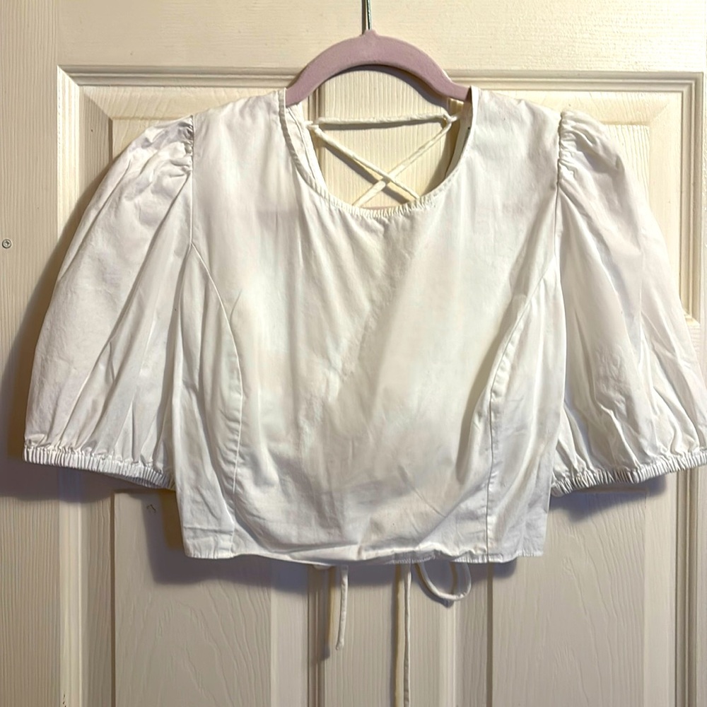 ARITZIA SUN-DEH WHITE TOP - Picture 3 of 4